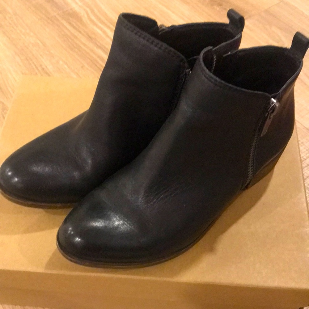 Lucky Brand black leather booties/ankle boots